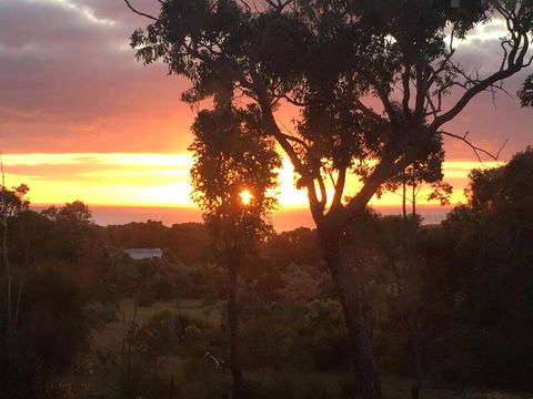 Eagle Bay House - Australian Directory 10
