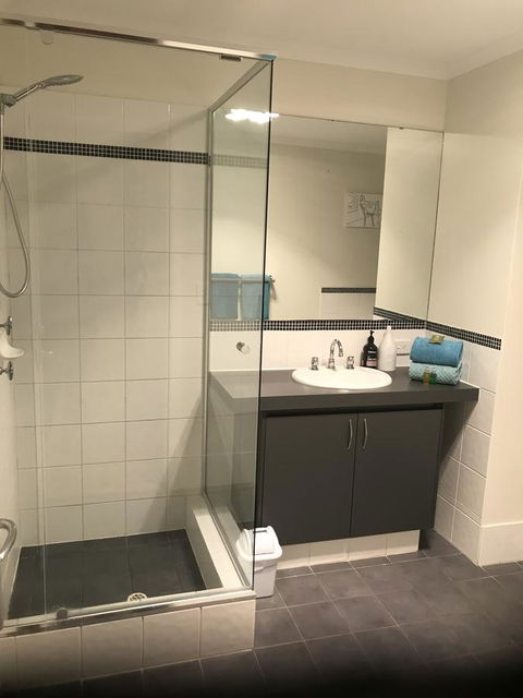 THE SANCTUARY LUXURY HOLIDAY HOME - Australian Directory 7