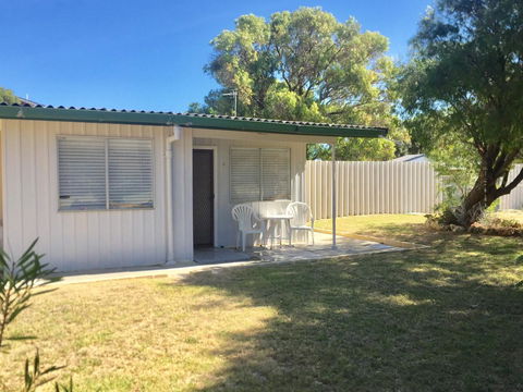 Salty Shack Lancelin - Australian Directory 14