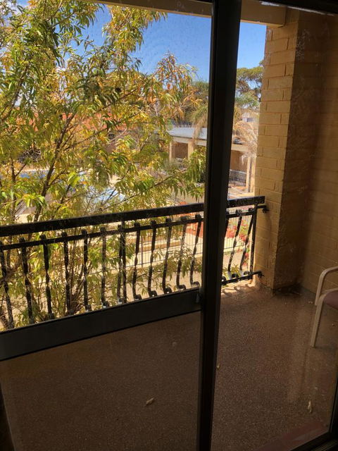 Kambalda Hotel - Australian Directory 8