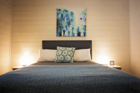 Hopetoun Motel & Chalet Village - Australian Directory 30