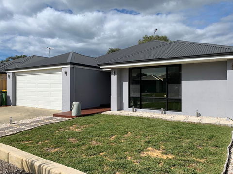 The CÃ©ad MÃ­le FÃ¡ilte Busselton - Australian Directory 5