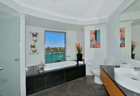 A 406 FANTASTIC OCEAN BEACH And MARINA VIEW APT AT SEASHELLS RESORT - Australian Directory 30