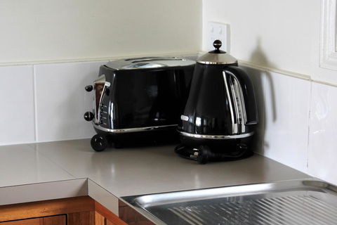 Burgess Cottage - Australian Directory 13