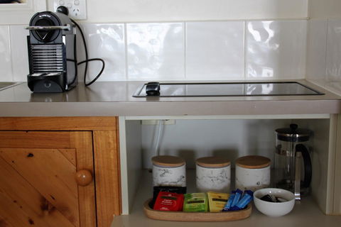 Burgess Cottage - Australian Directory 11