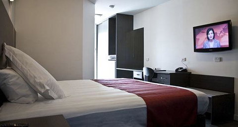 Brighton Hotel Motel - Australian Directory 9