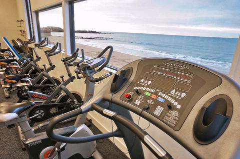 Beachfront Voyager Motor Inn - Australian Directory 6