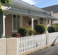 Arendon Cottage - Australian Directory