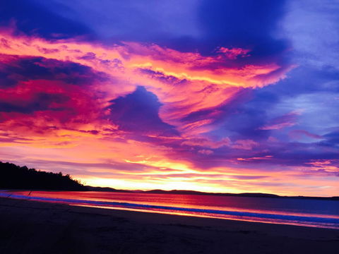 On The Beach Waterfront Apartment - Australian Directory 17