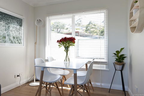 On The Beach Waterfront Apartment - Australian Directory 4