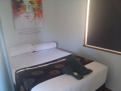 Bicheno Cabin Park - Australian Directory 30