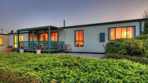 Bicheno Cabin Park - Australian Directory 25
