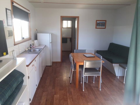 Bicheno Cabin Park - Australian Directory 29
