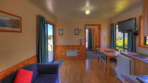 Bicheno Cabin Park - Australian Directory 5