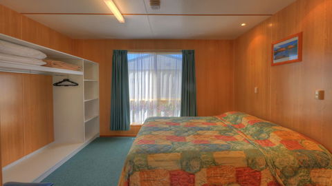 Bicheno Cabin Park - Australian Directory 12