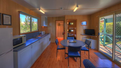 Bicheno Cabin Park - Australian Directory 35