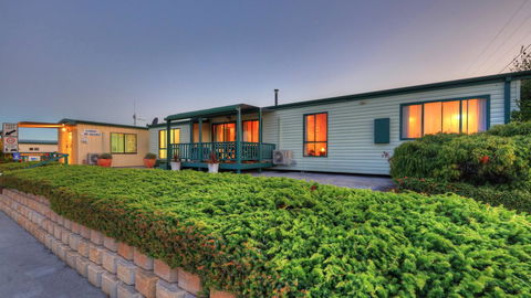 Bicheno Cabin Park - Australian Directory 16