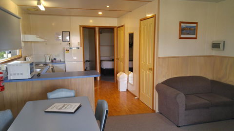Bicheno Cabin Park - Australian Directory 2