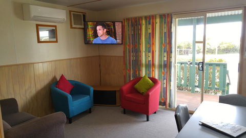 Bicheno Cabin Park - Australian Directory 8