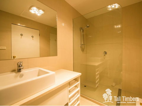 Tall Timbers Tasmania - Australian Directory 14