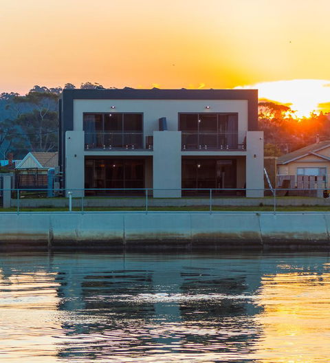 Ulverstone Waterfront Apartments - Australian Directory 0