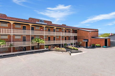 Coach House Launceston - Australian Directory 29