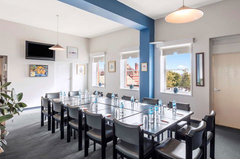 Coach House Launceston - Australian Directory 34
