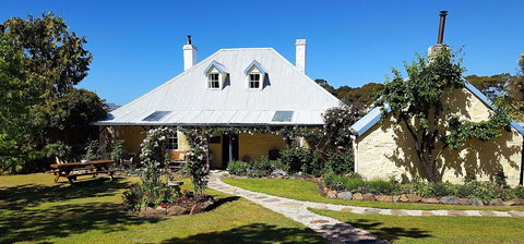 Orford's Sanda House B&B - Australian Directory 1