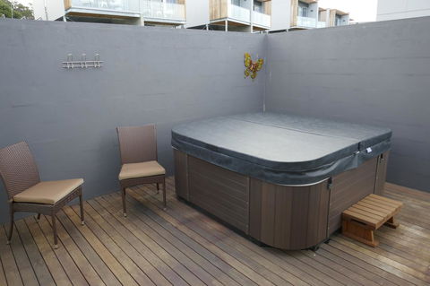 Rosevears Hotel - Australian Directory 2