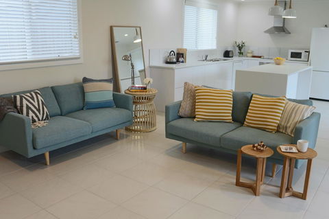 Sisters Beach Paradise - Australian Directory 0