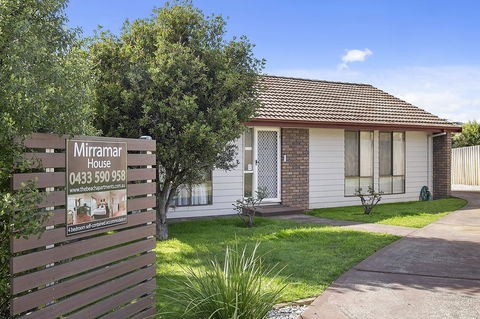 Mirramar House - Australian Directory 0
