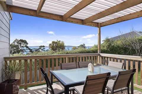 Mirramar House - Australian Directory 6