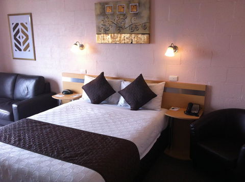 Balmoral On York - Australian Directory 28