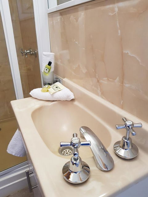 Blue Seas Holiday Villas - Australian Directory 40