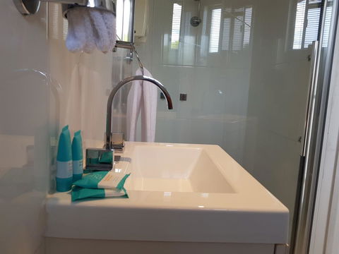 Blue Seas Holiday Villas - Australian Directory 21
