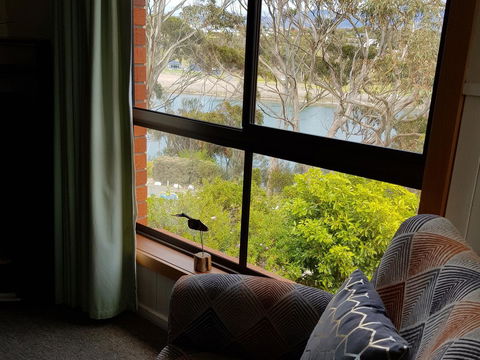 Blue Seas Holiday Villas - Australian Directory 39