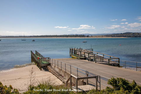 Southern Beaches Holiday House - Australian Directory 35
