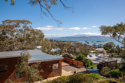 Southern Beaches Holiday House - Australian Directory 41