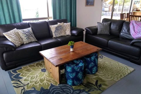 Southern Beaches Holiday House - Australian Directory 5