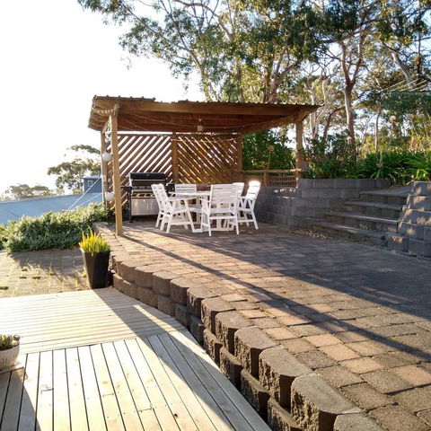 Southern Beaches Holiday House - Australian Directory 14