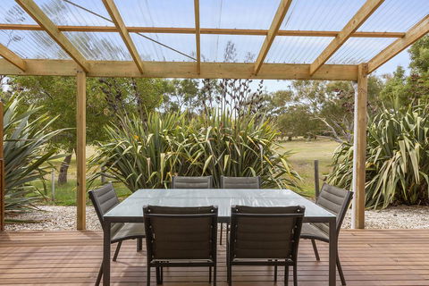 170 Hazards View Drive - Unit 2 - Australian Directory 11