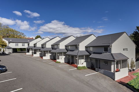 Elphin Motel & Serviced Apartments - Australian Directory 18