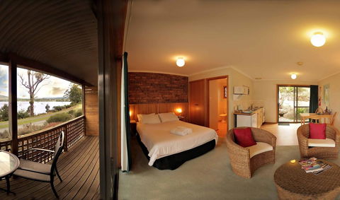 Driftwood Cottages - Australian Directory 1