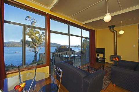 Driftwood Cottages - Australian Directory 16
