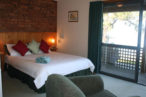 Driftwood Cottages - Australian Directory 4