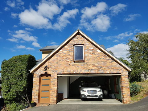 Riverside Studioâ˜†Privateâ˜† - Australian Directory 19
