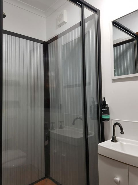Riverside Studioâ˜†Privateâ˜† - Australian Directory 13