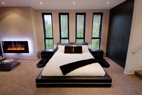 Amare Beachside Luxury - Australian Directory 13