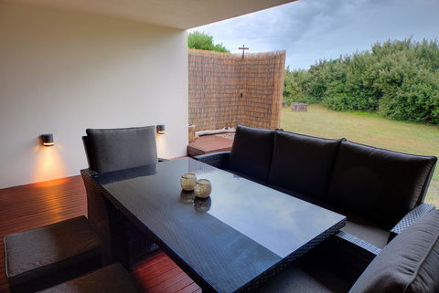 Amare Beachside Luxury - Australian Directory 21