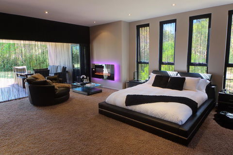 Amare Beachside Luxury - Australian Directory 10